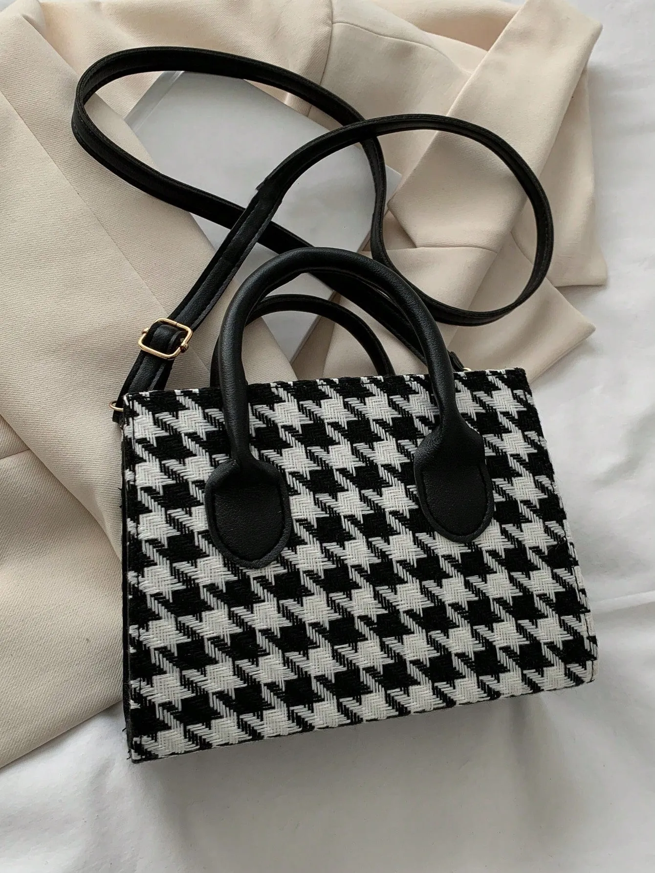1 Piece Zipper Opening Bird Check Square Bag