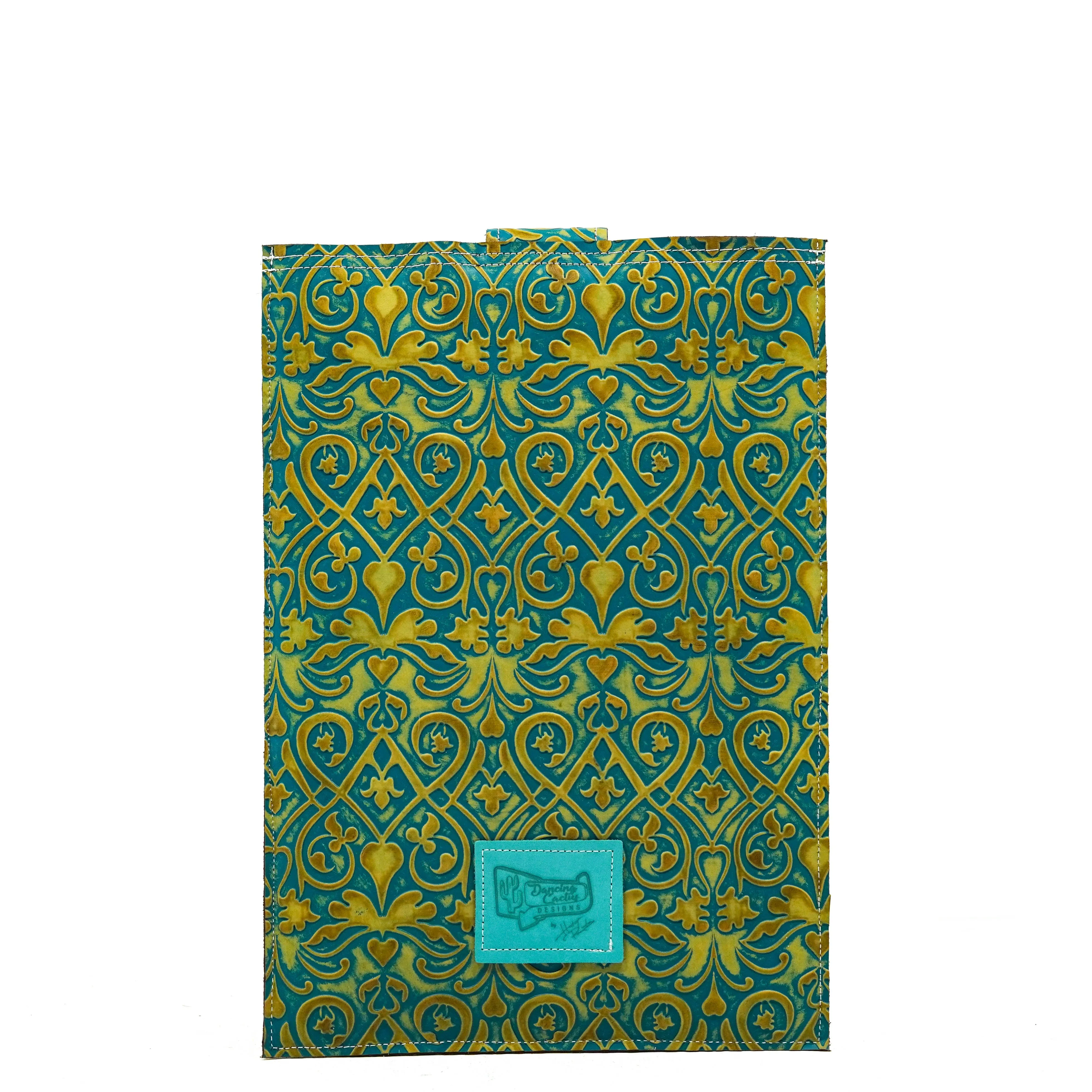 18'' Laptop Sleeve - Black & White w/ Turquoise Black Jack
