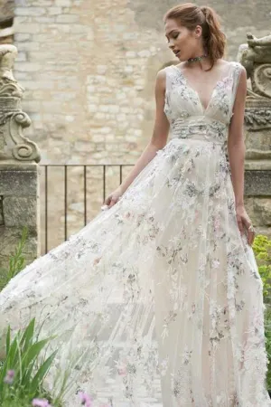 Anneprom Rustic Deep V Neck Colorful Lace Tulle A Line Floor Length Wedding Gowns APW0120
