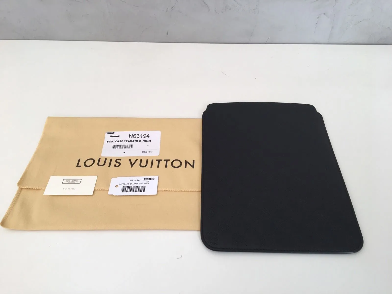 Damier iPad Air Softcase
