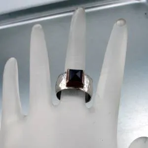 Garnet Ring 9k Rose Gold Sterling Silver  size 7, 7.5 Hadar Designers  (sp) SALE