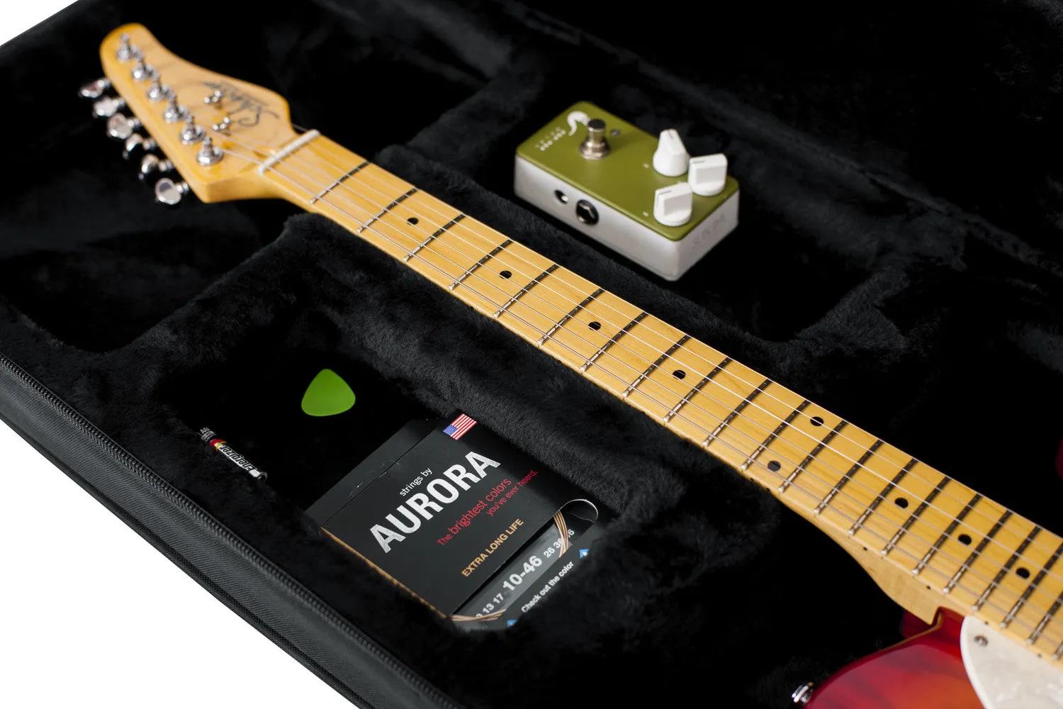 Lightweight Case for Electric Guitars