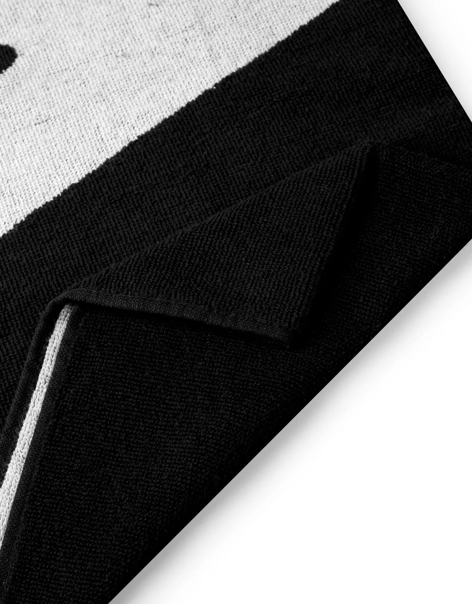 Logo Towel - Black/White
