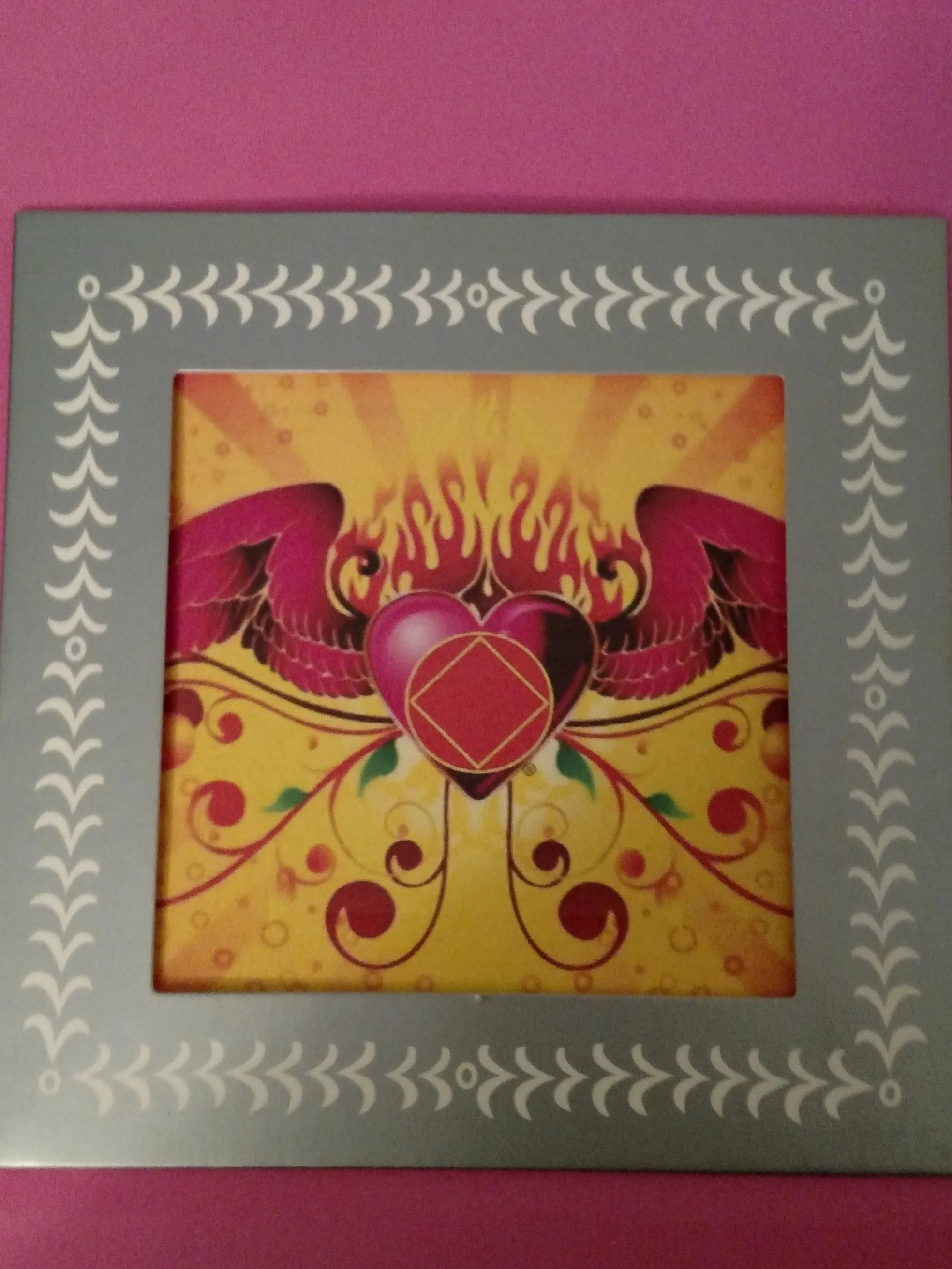 NA Winged Heart Gift Bag