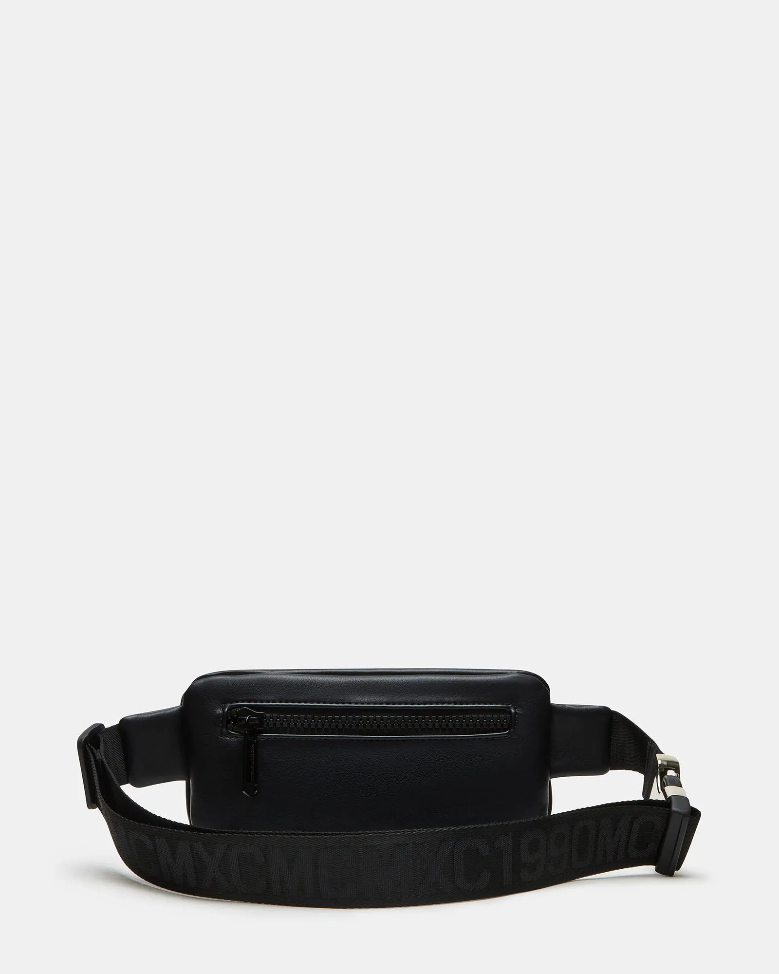 PLEATED BAGUETTE BELT BAG BLACK