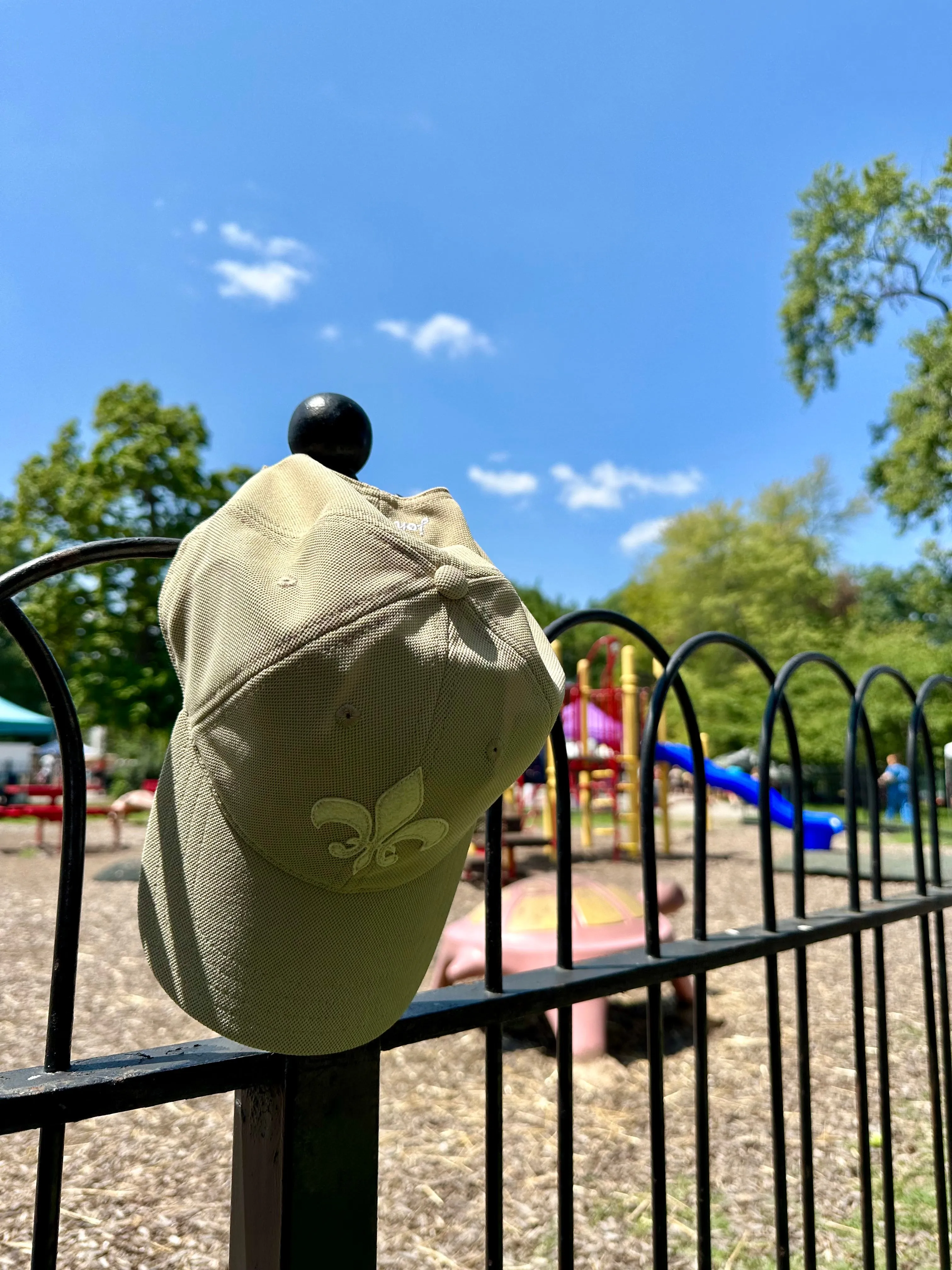 Recycled Fleur-de-Lis Active Hat