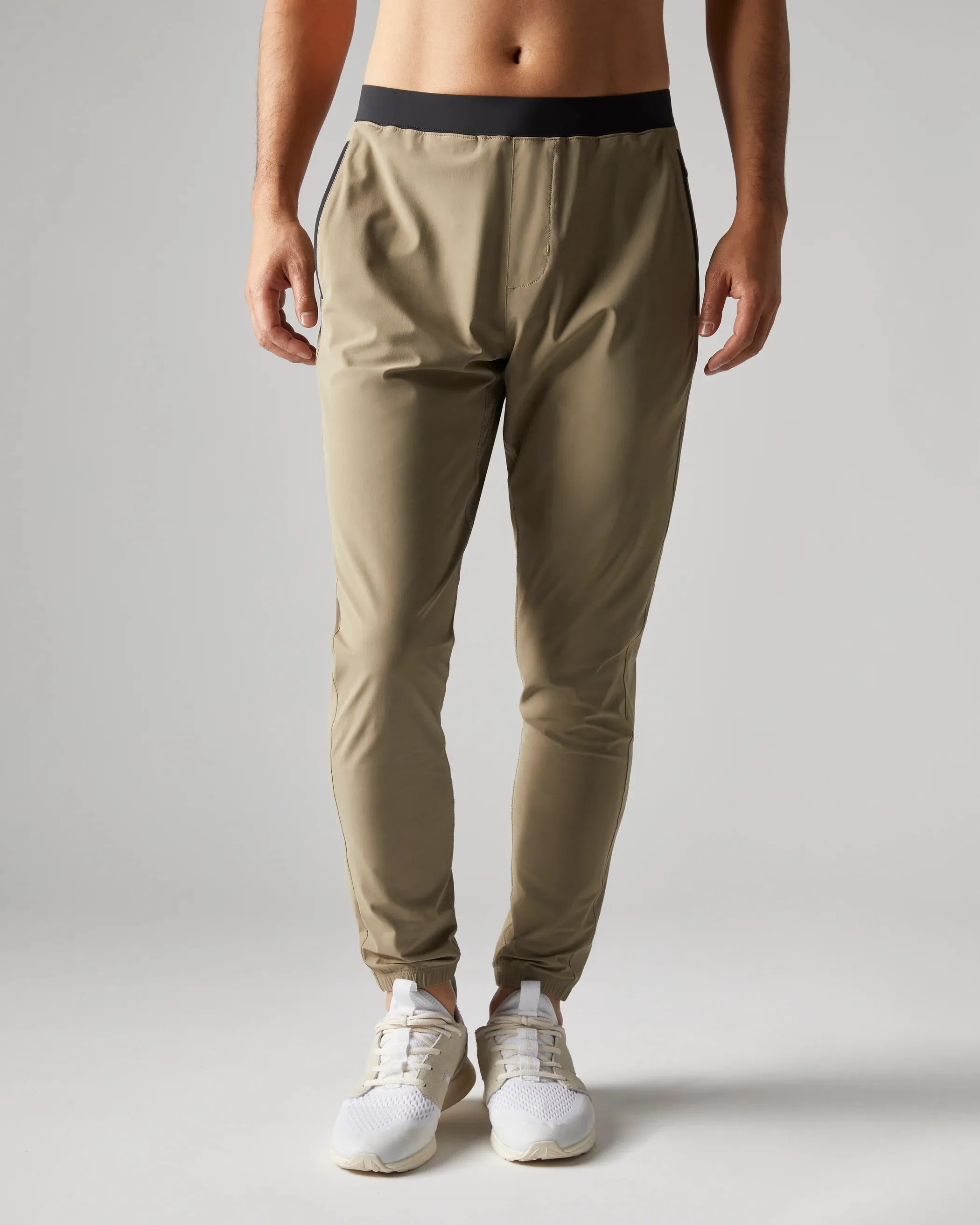 RHONE VERSATILITY WORKOUT PANT - SANDALO