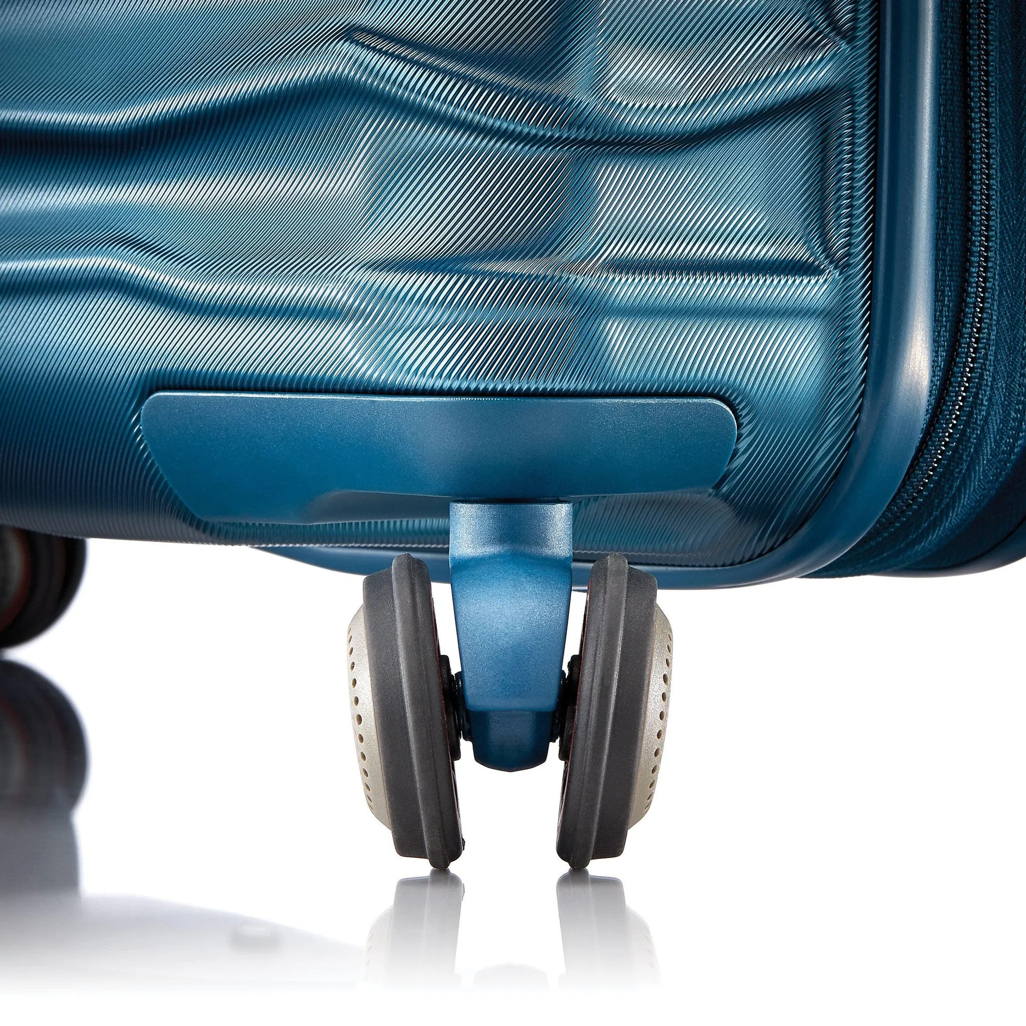 Samsonite Stryde 2 Carry-On Spinner