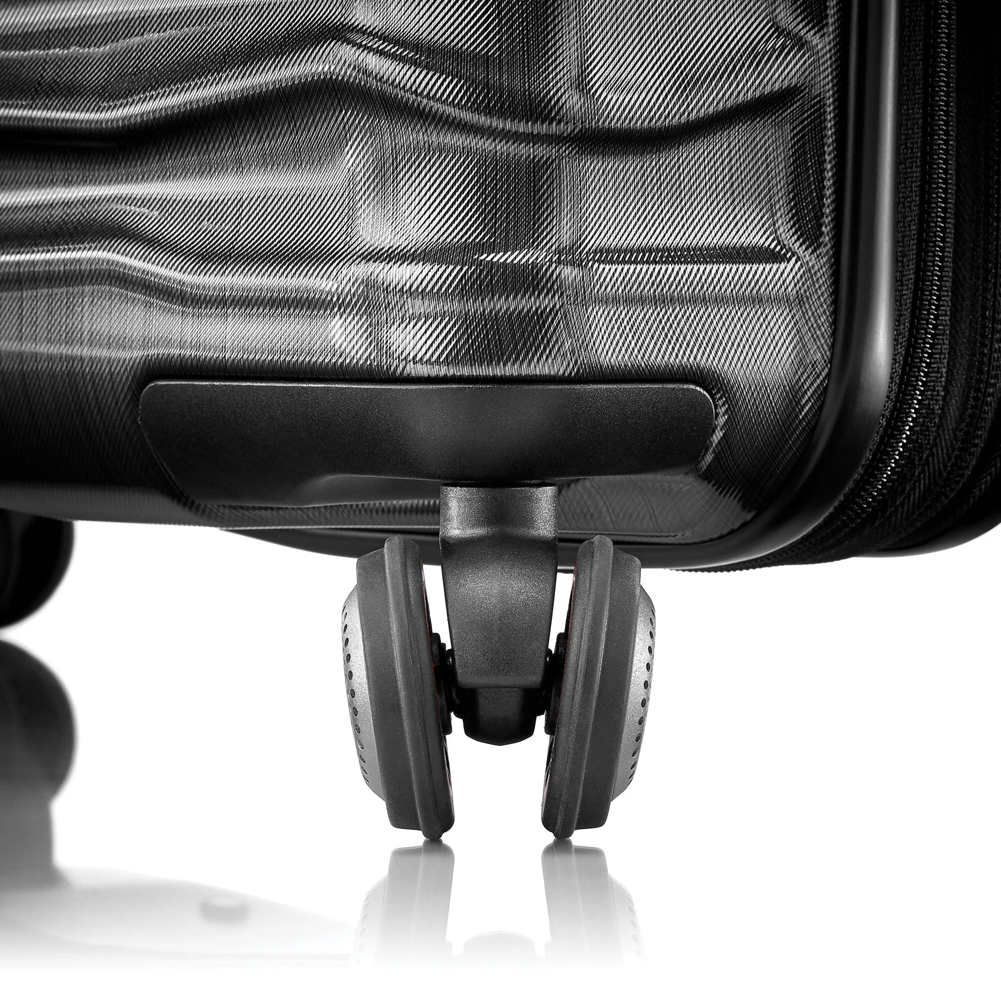 Samsonite Stryde 2 Carry-On Spinner