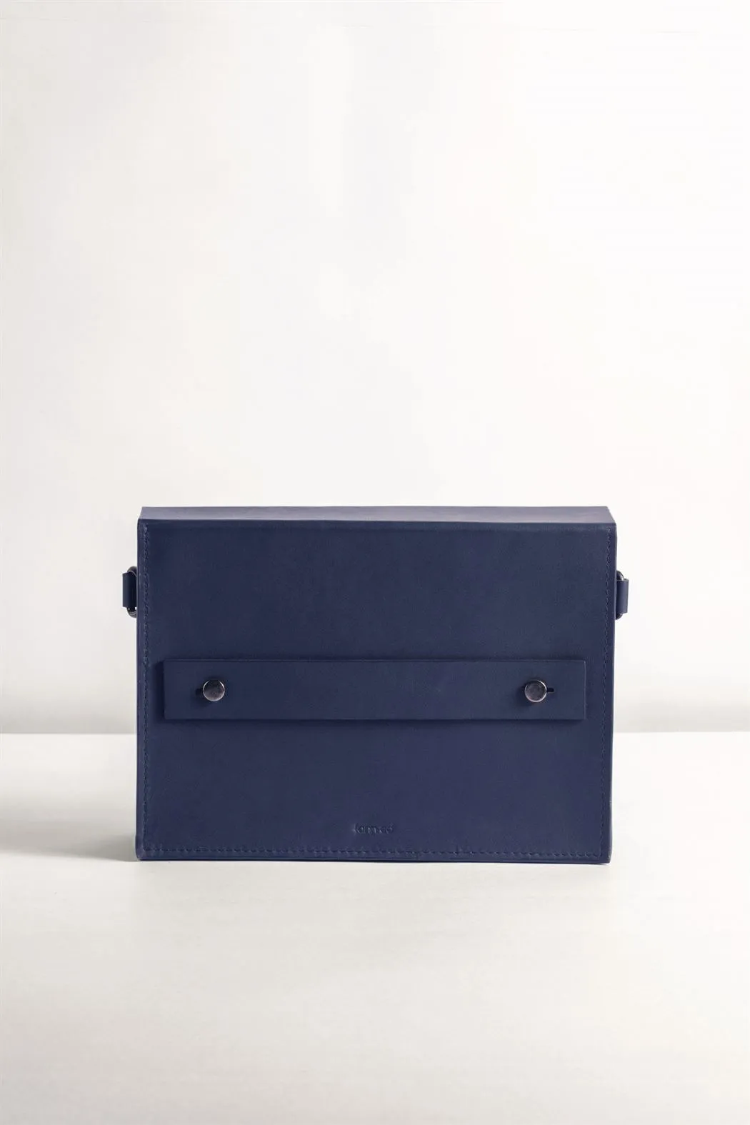 Tanned   I   Quad Messenger      Navy  TO/QM-NVY  I Leather Bag