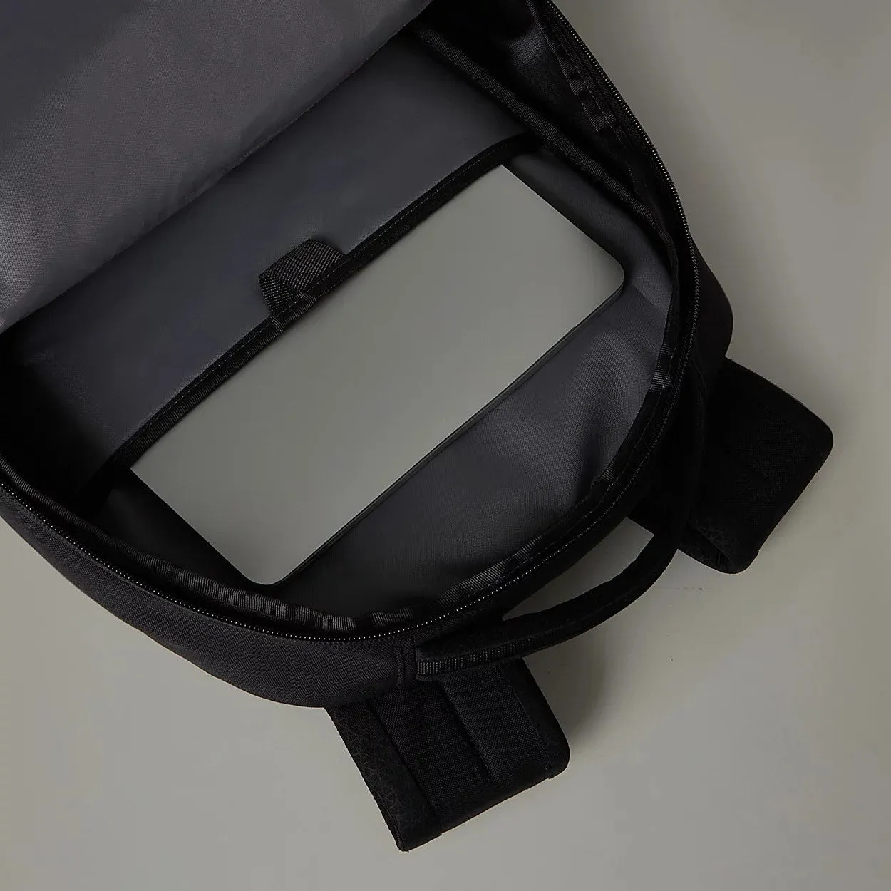 THE NORTH FACE VAULT BACKPACK - TNF BLACK-NPF