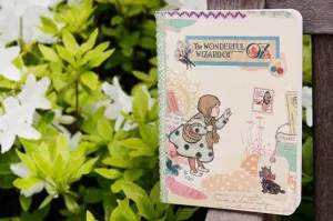 Vintage Collage Stitch Line Note (M) - Alice In Wonderland